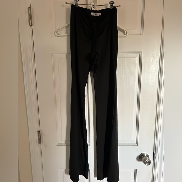 Adika black pants tie around waist - Picture 3 of 3